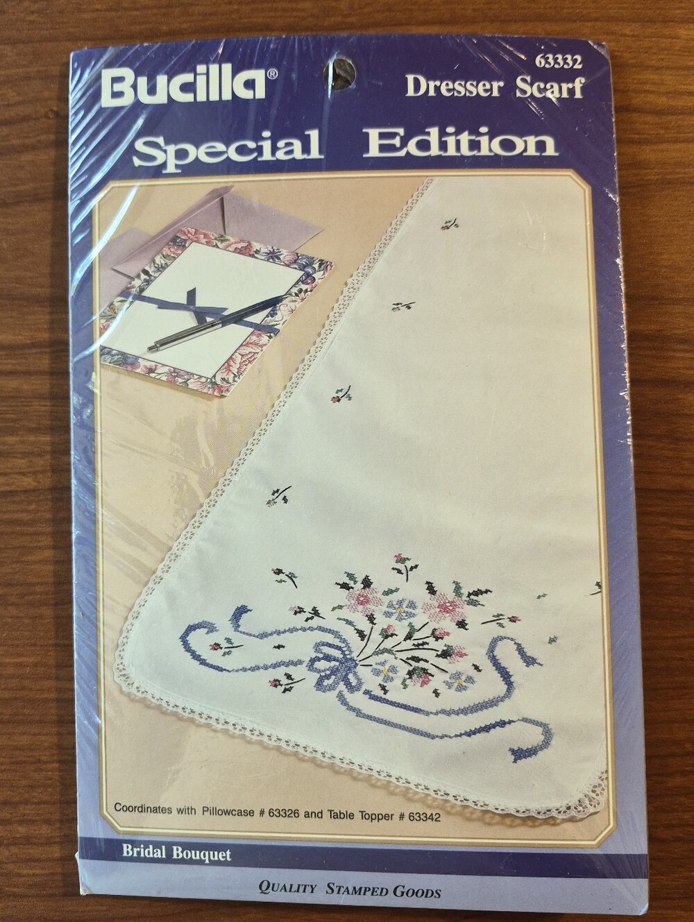 Vintage Dresser Scarf Bucilla 63332 Stamped Cross Stitch Bridal Bouquet 1992 NEW